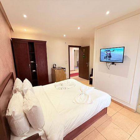 King Khafren View Inn Kafret el-Gabal Exterior foto