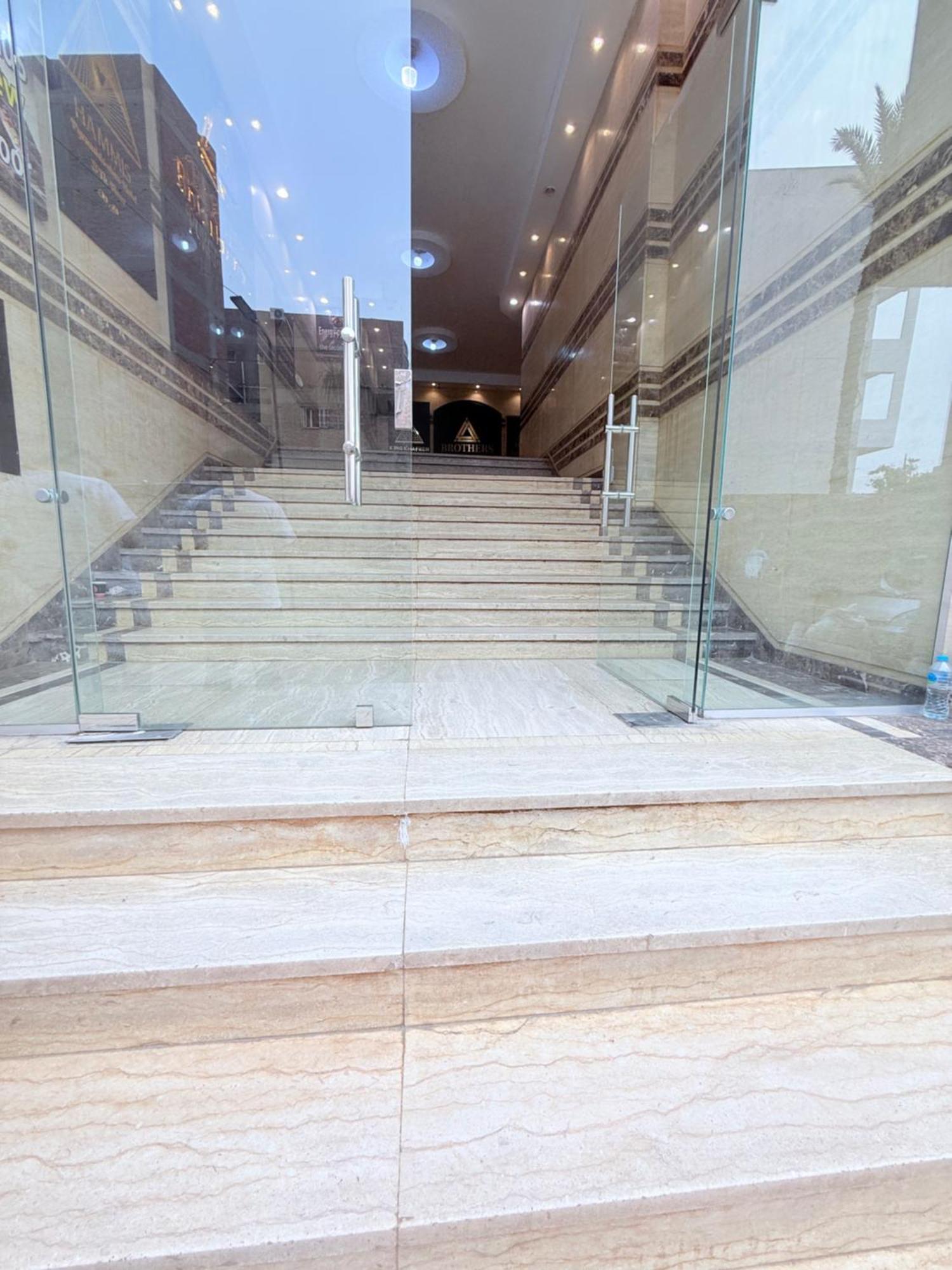 King Khafren View Inn Kafret el-Gabal Exterior foto